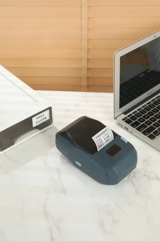 NIIMBOT M2 Drukarka z 1 Rolką Termotransferową  3.webp