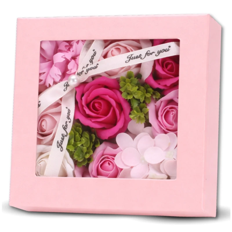 Flower Box zestaw róże zapachowe kwiaty mydlane na prezent 1.webp