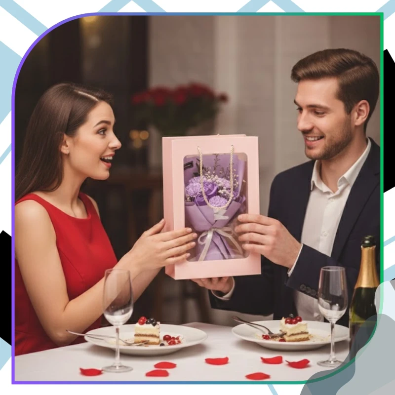 Bukiet mydlanych fioletowych kwiatów zapachowych zestaw prezent 8.webp