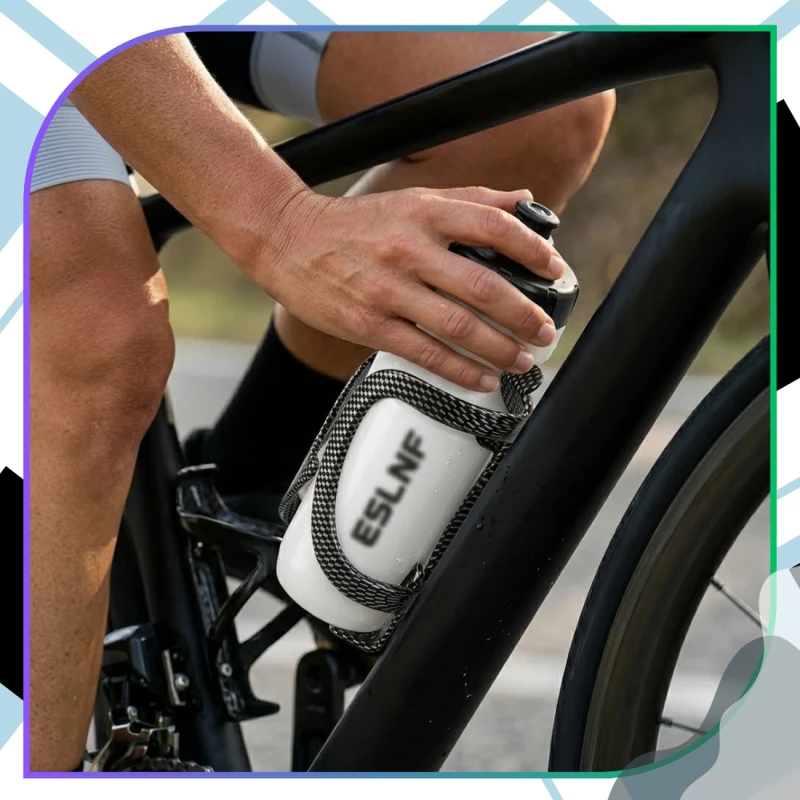 Uchwyt na bidon rowerowy carbon lekki uchwyt szybki dostęp do napoju9.webp